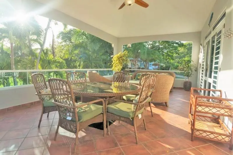 Vacay Villa Sleeps 35 Isabela